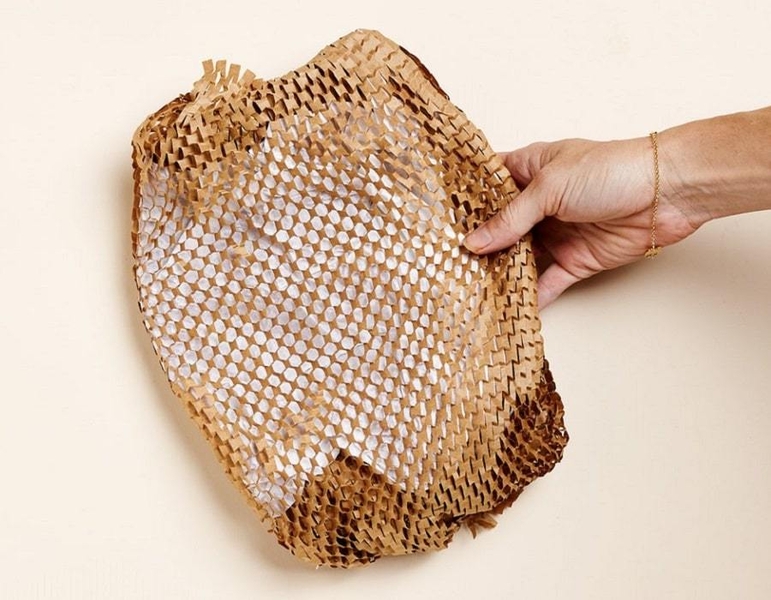 Cотовая крафт-бумага 42 см х 250 м PaperPack, коричневая в рулоне - <ro>Изображение</ro><ru>Изображение</ru> #7, <ru>Объявление</ru> #1705697