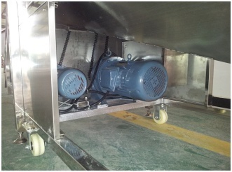 Вега МР 3000, спіральна щіткова машина для миття овочів (коренеплодів) - <ro>Изображение</ro><ru>Изображение</ru> #2, <ru>Объявление</ru> #1704299