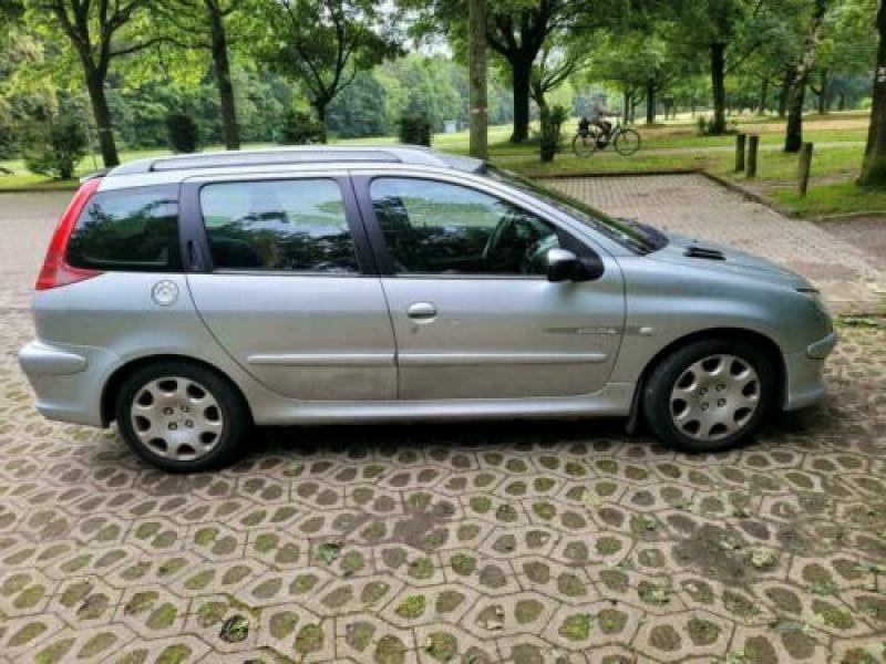 Автомобили из Европы, растаможены в Украине доставка на Автовозе - <ro>Изображение</ro><ru>Изображение</ru> #3, <ru>Объявление</ru> #1711934