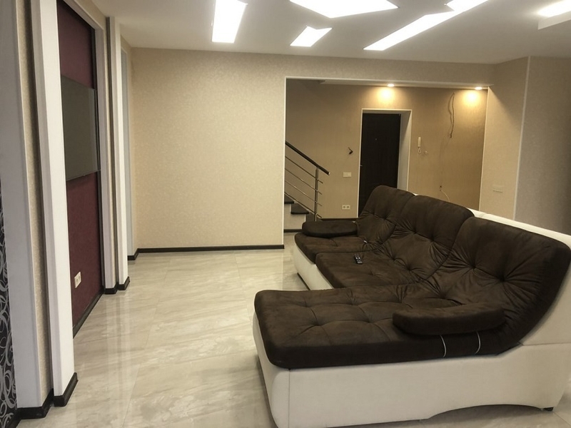 Продажа двух-уровневая квартира ЖК Черри Таун Вишневое - <ro>Изображение</ro><ru>Изображение</ru> #8, <ru>Объявление</ru> #1713178