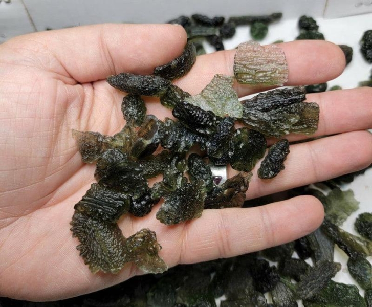 Куплю натуральный камень Молдавит (Влтавин) - <ro>Изображение</ro><ru>Изображение</ru> #2, <ru>Объявление</ru> #1715367