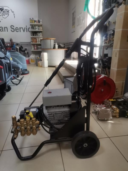 Продается аппарат высокого давления SpS 1520 - <ro>Изображение</ro><ru>Изображение</ru> #3, <ru>Объявление</ru> #1718315