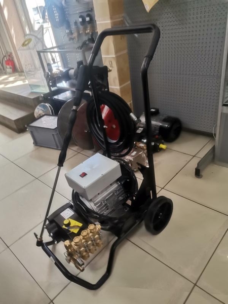 Продается аппарат высокого давления SpS 1520 - <ro>Изображение</ro><ru>Изображение</ru> #7, <ru>Объявление</ru> #1718315