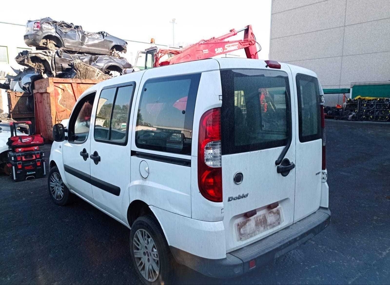 В розборі автомобіль Фіат Добло 2007 1,9 року, в наявності багато запчастин - <ro>Изображение</ro><ru>Изображение</ru> #6, <ru>Объявление</ru> #1723929