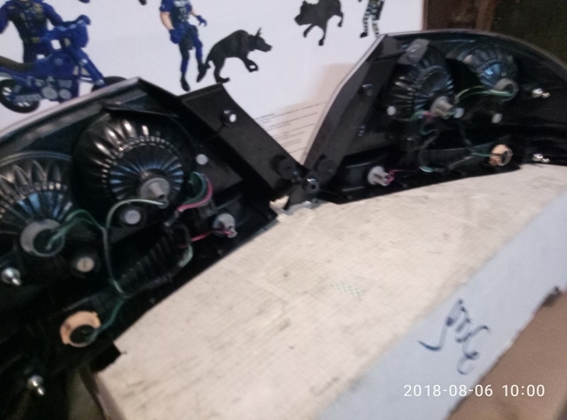 Фонари задние Митсубиси лансер 9 седан 2000 -2007г - <ro>Изображение</ro><ru>Изображение</ru> #3, <ru>Объявление</ru> #1110891