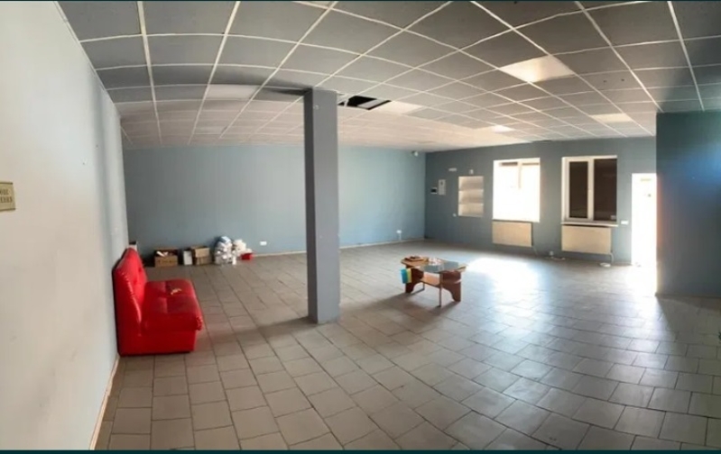 Прохідне місце 100 кв. 1 -поверх смт. Калинівка - <ro>Изображение</ro><ru>Изображение</ru> #9, <ru>Объявление</ru> #1726126