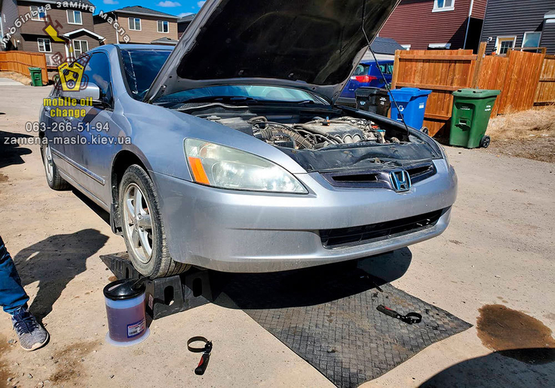 Виїзна заміна оливи (масла) Київ - <ro>Изображение</ro><ru>Изображение</ru> #4, <ru>Объявление</ru> #1728337