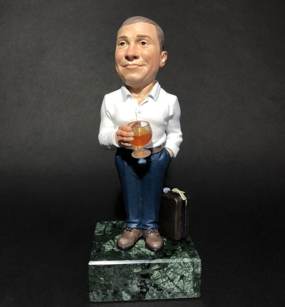 Шаржевые статуэтки по фотографии на заказ - <ro>Изображение</ro><ru>Изображение</ru> #1, <ru>Объявление</ru> #1729451