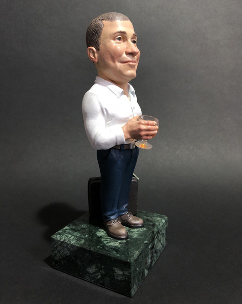 Шаржевые статуэтки по фотографии на заказ - <ro>Изображение</ro><ru>Изображение</ru> #3, <ru>Объявление</ru> #1729451
