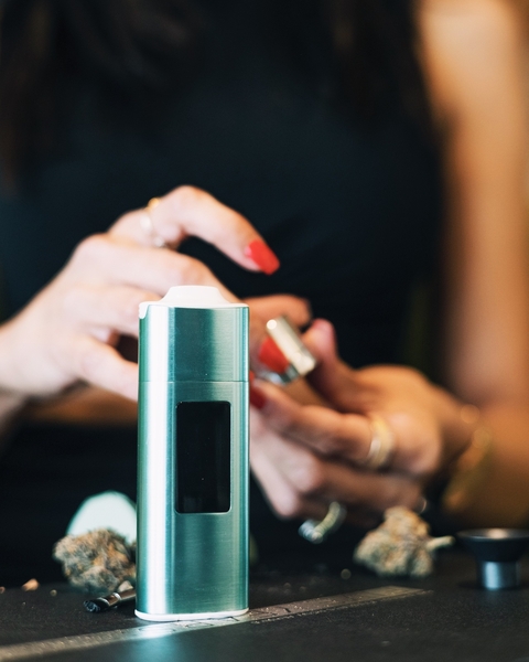 купить вапорайзер DaVinci IQ2   - <ro>Изображение</ro><ru>Изображение</ru> #3, <ru>Объявление</ru> #1732459