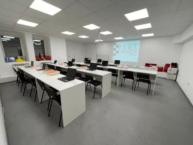 Уроки водіння на фурі: С, СЕ. Підготовка далекобійника - <ro>Изображение</ro><ru>Изображение</ru> #5, <ru>Объявление</ru> #1735706