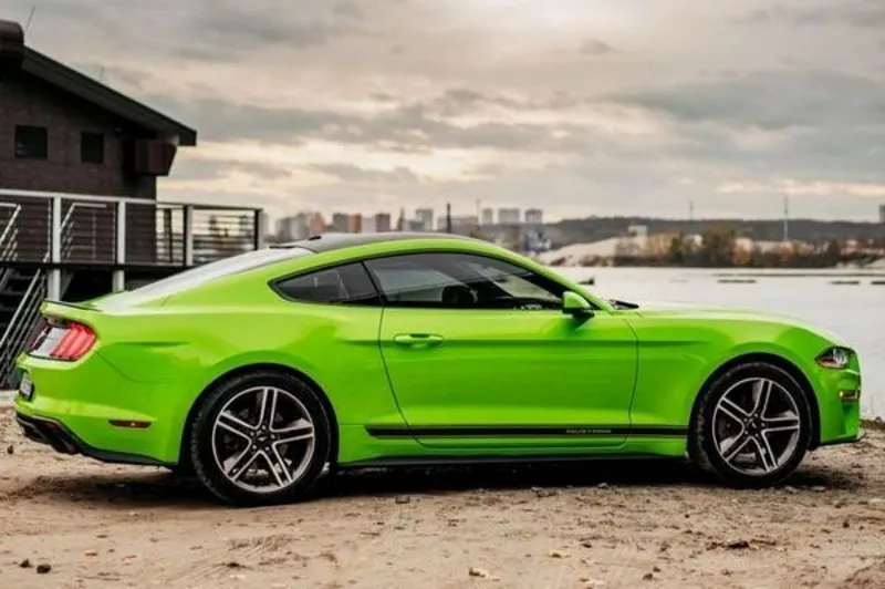 Ford Mustang GT салатовый 2018 аренда спортивных автомобилей  - <ro>Изображение</ro><ru>Изображение</ru> #3, <ru>Объявление</ru> #1735422