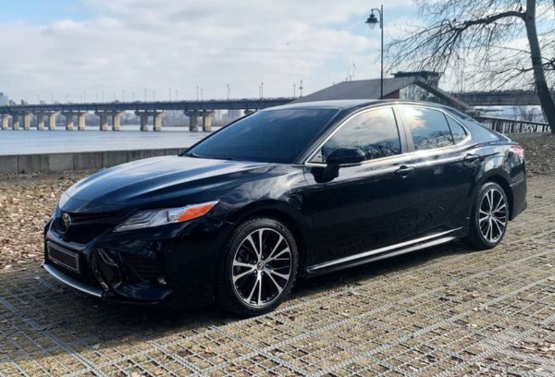 Toyota Camry 2020 аренда на свадьбу трансфер - <ro>Изображение</ro><ru>Изображение</ru> #3, <ru>Объявление</ru> #1735440