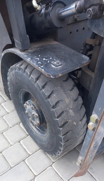 Вилковий електронавантажувач TCM із щоглою 3.3 метри - <ro>Изображение</ro><ru>Изображение</ru> #7, <ru>Объявление</ru> #1744038