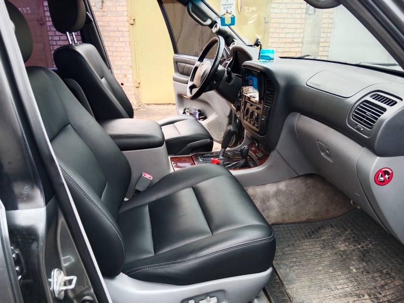 Toyota Land Cruiser 100 на ходу Дізель - <ro>Изображение</ro><ru>Изображение</ru> #6, <ru>Объявление</ru> #1748890