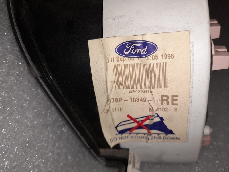 Приборна панель Ford Mondeo mk 1-2 1,6-1.8   - <ro>Изображение</ro><ru>Изображение</ru> #2, <ru>Объявление</ru> #1748911