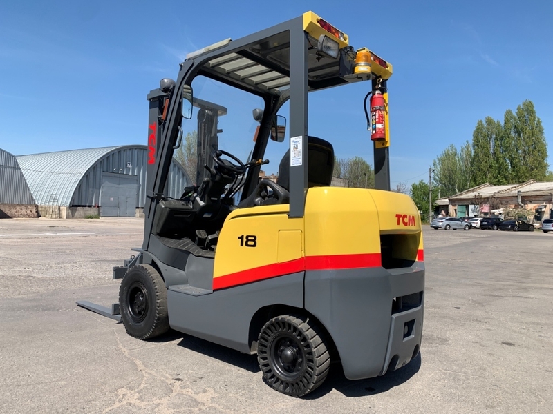 Вилковий дизельний автонавантажувач TCM (Nissan) з ротатором, з кабiною та пічко - <ro>Изображение</ro><ru>Изображение</ru> #3, <ru>Объявление</ru> #1749032