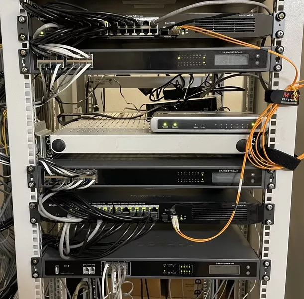 Побудова систем зв'язку під ключ: IP-АТС, СКС, телефонія для бізнесу - <ro>Изображение</ro><ru>Изображение</ru> #3, <ru>Объявление</ru> #502591